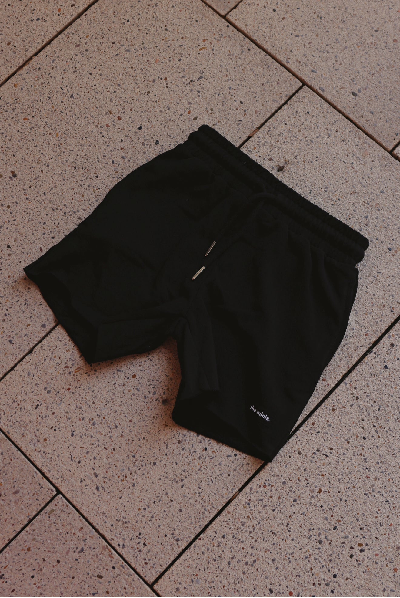 The Distressed Short