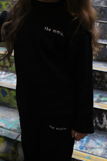 Black ribbed 'the minis.' matching long-sleeve top and pants set for kids